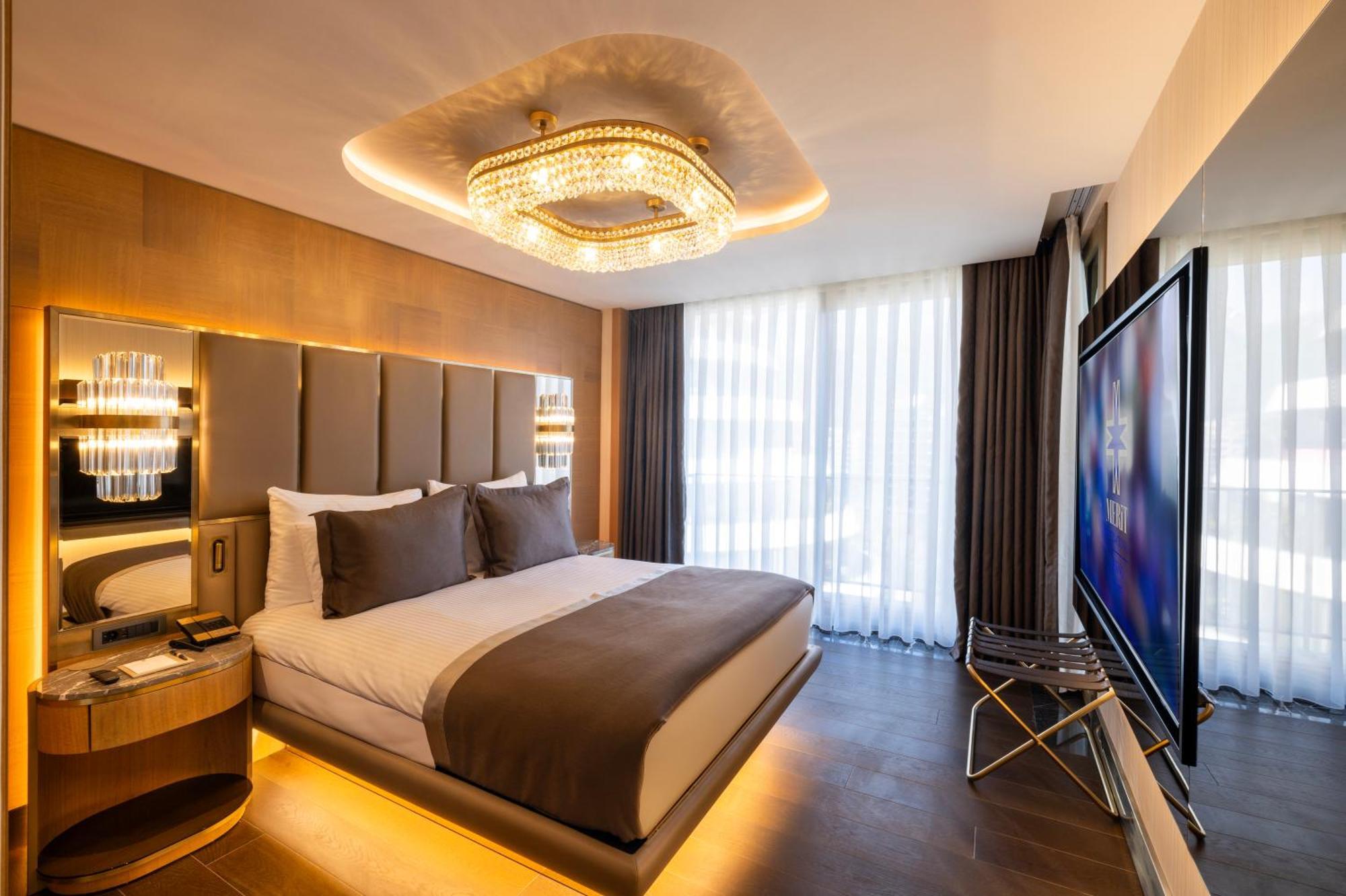 Merit Starlit Hotel & Residences Budva Extérieur photo