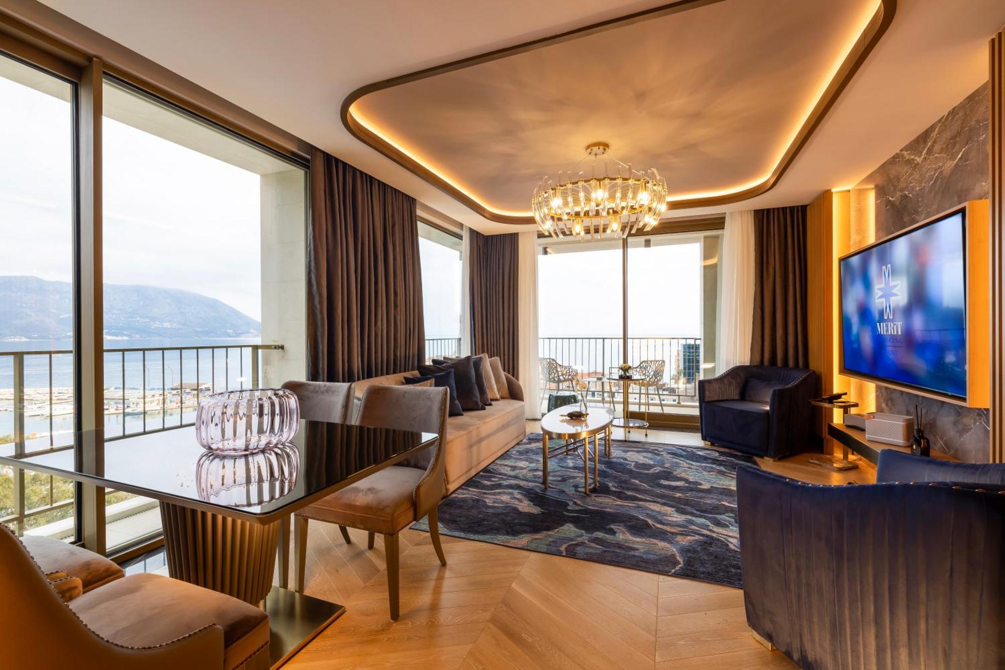 Merit Starlit Hotel & Residences Budva Extérieur photo